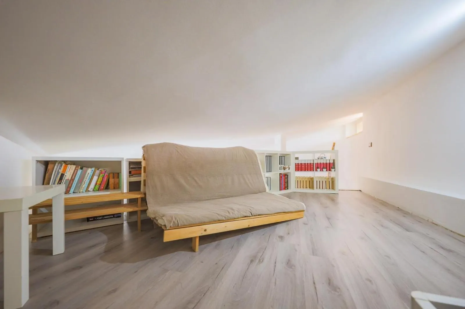 Aura 12 Apartment Frascati Italy