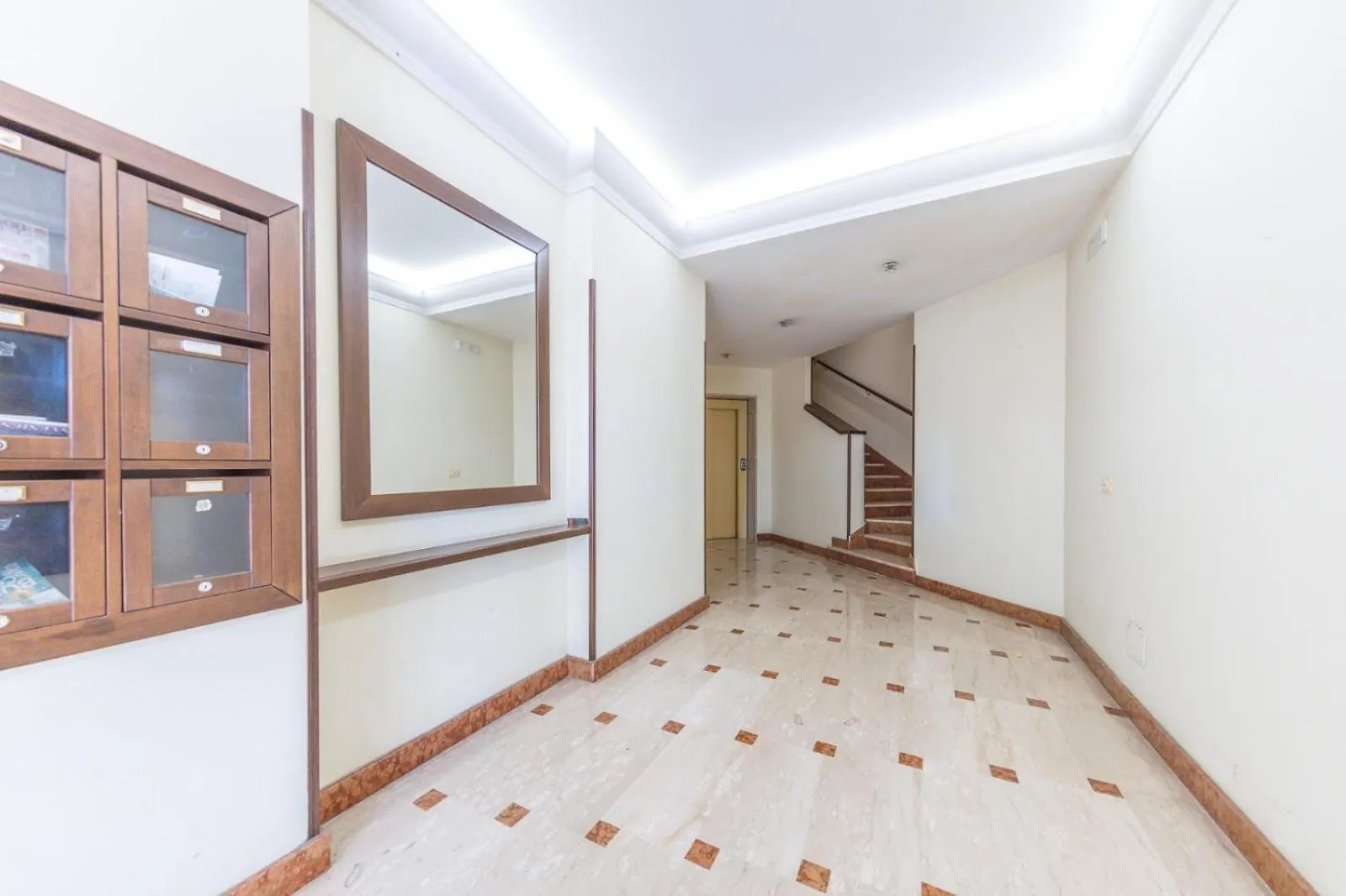Aura 12 Apartment Frascati Italy