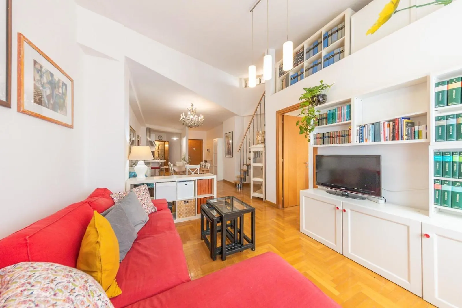 Aura 12 Apartment Frascati Italy